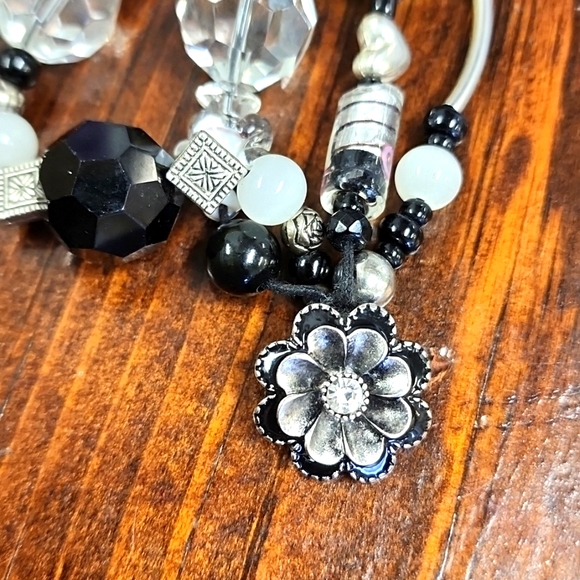 Chunky Pegasus glass bead galore super loaded in new condition ✨️ - Picture 2 of 5